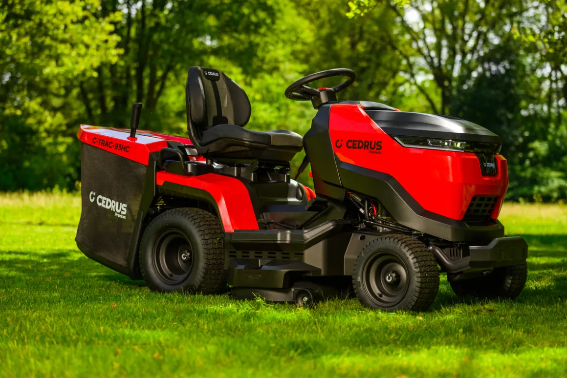 Cedrus C-TRAC 103HC Premium traktorek ogrodowy kosiarka samojezdna hydrostat 102 cm