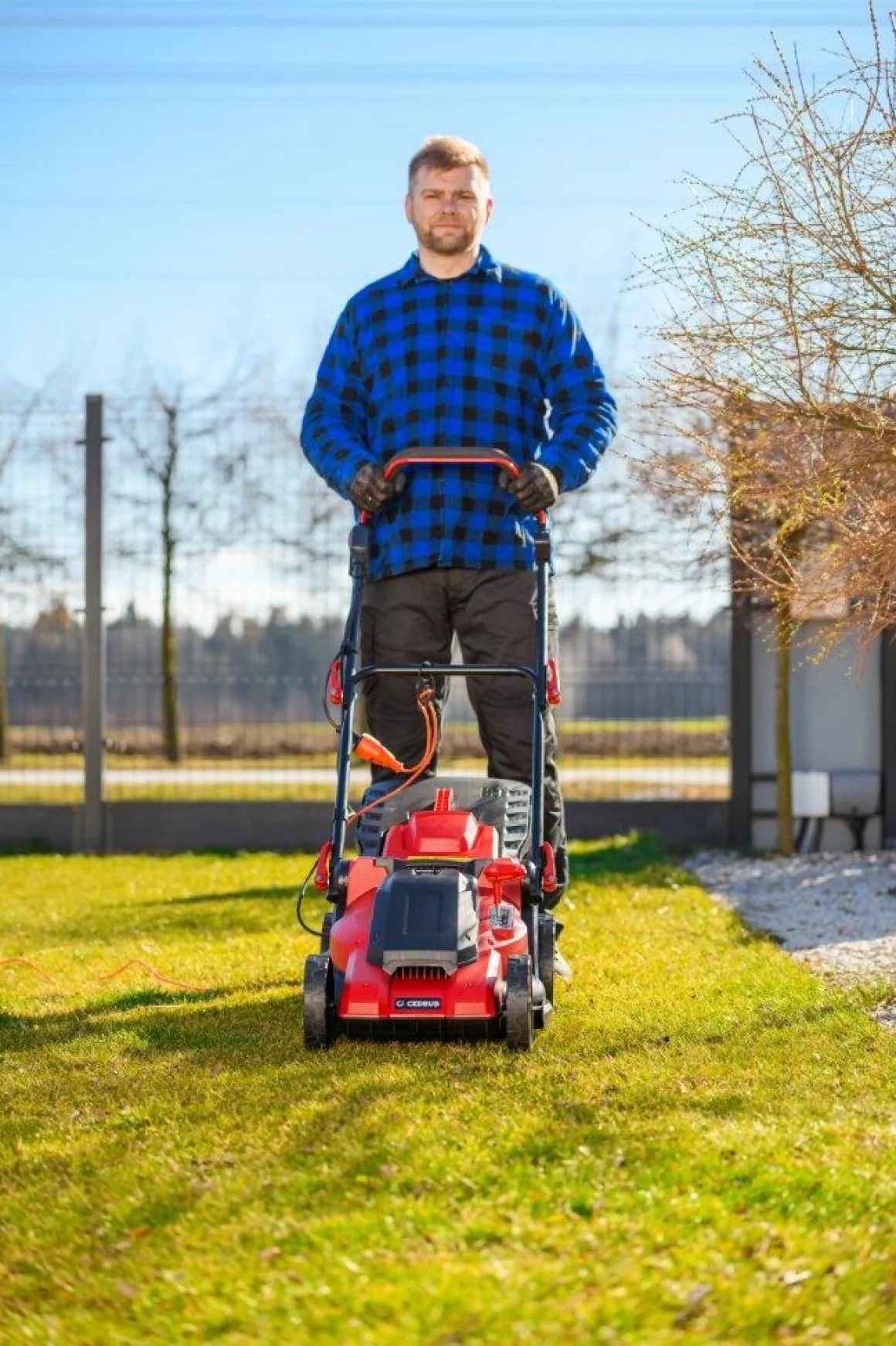 CEDRUS KE40 KOSIARKA ELEKTRYCZNA DO TRAWY 1800W / 40cm - EWIMAX - OFICJALNY DYSTRYBUTOR - AUTORYZOWANY DEALER CEDRUS