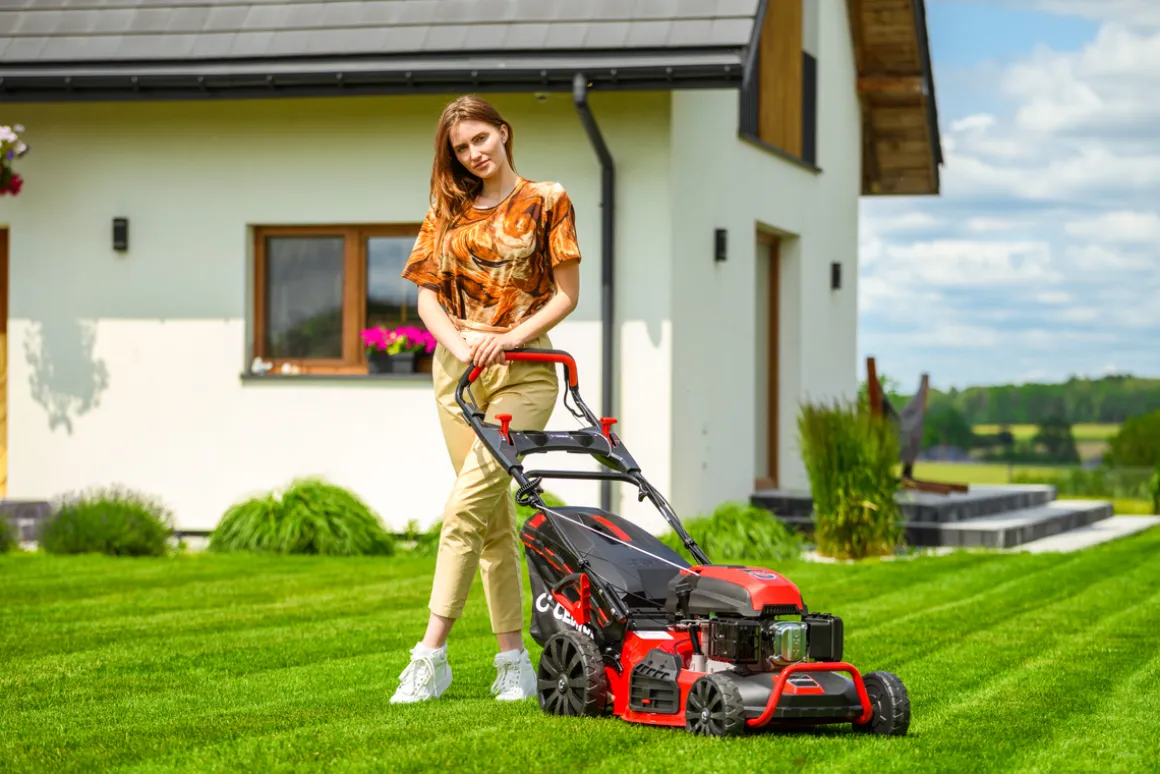 CEDRUS KS53S KOSIARKA SPALINOWA DO TRAWY Z NAPĘDEM 53cm / 5,7 KM - EWIMAX - OFICJALNY DYSTRYBUTOR - AUTORYZOWANY DEALER CEDRUS