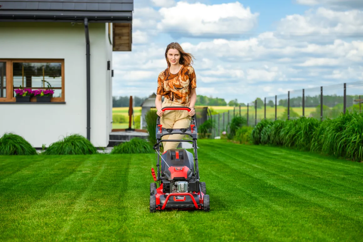 CEDRUS KS53S KOSIARKA SPALINOWA DO TRAWY Z NAPĘDEM 53cm / 5,7 KM - EWIMAX - OFICJALNY DYSTRYBUTOR - AUTORYZOWANY DEALER CEDRUS