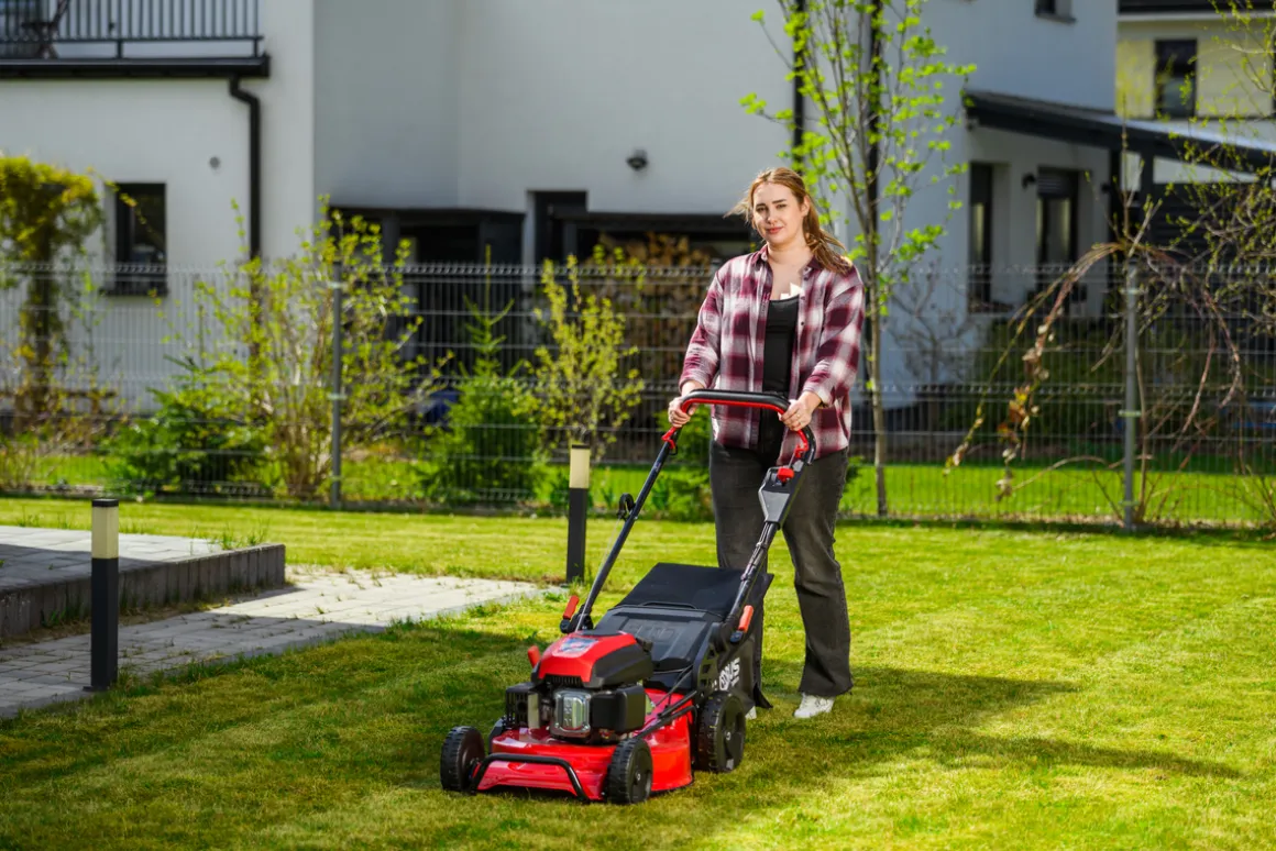 CEDRUS LP53S Premium KOSIARKA SPALINOWA DO TRAWY Z NAPĘDEM 53cm / 5,7 KM CEDLP53S - EWIMAX - OFICJALNY DYSTRYBUTOR - AUTORYZOWANY DEALER CEDRUS