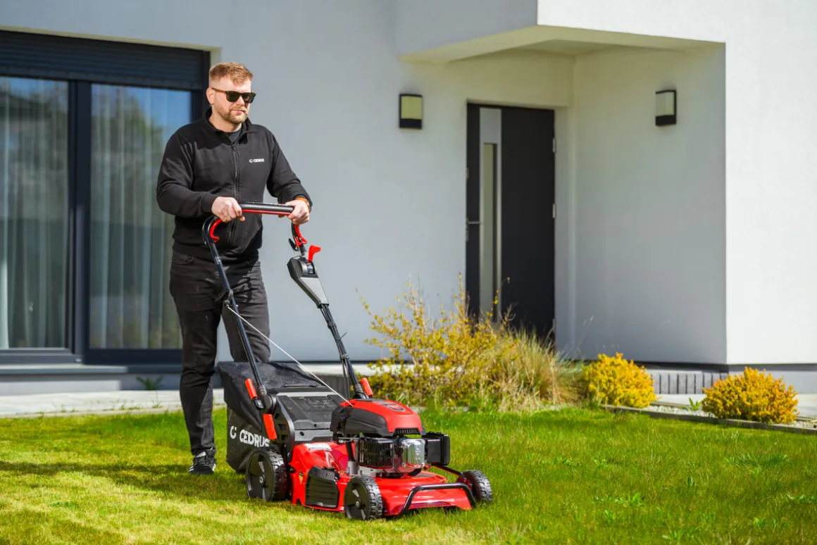 CEDRUS LP53S Premium KOSIARKA SPALINOWA DO TRAWY Z NAPĘDEM 53cm / 5,7 KM CEDLP53S - EWIMAX - OFICJALNY DYSTRYBUTOR - AUTORYZOWANY DEALER CEDRUS