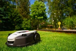 CEDRUS L16+ ROBOT KOSZĄCY KOSIARKA AUTOMATYCZNA DO TRAWY 1600m2 C-MOW - OFICJALNY DYSTRYBUTOR - AUTORYZOWANY DEALER CEDRUS