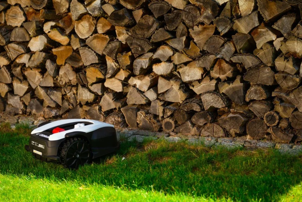 CEDRUS M12+ ROBOT KOSZĄCY KOSIARKA AUTOMATYCZNA DO TRAWY C-MOW 1200m2 - OFICJALNY DYSTRYBUTOR - AUTORYZOWANY DEALER CEDRUS
