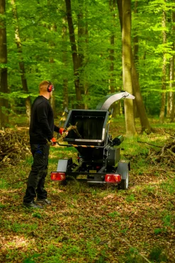 Cedrus R13 Rozdrabniacz Spalinowy Rębak Komunalny 24 KM do gałęzi 13cm z Homologacją Drogową