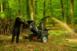Cedrus R13 Rozdrabniacz Spalinowy Rębak Komunalny 24 KM do gałęzi 13cm z Homologacją Drogową