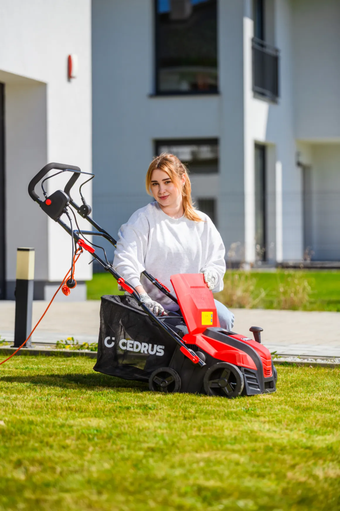 CEDRUS WE40 WERTYKULATOR DO TRAWY AREATOR 2w1 AERATOR + 2 WAŁKI 2000W / 40cm CEDWE40 - EWIMAX - OFICJALNY DYSTRYBUTOR - AUTORYZOWANY DEALER CEDRUS