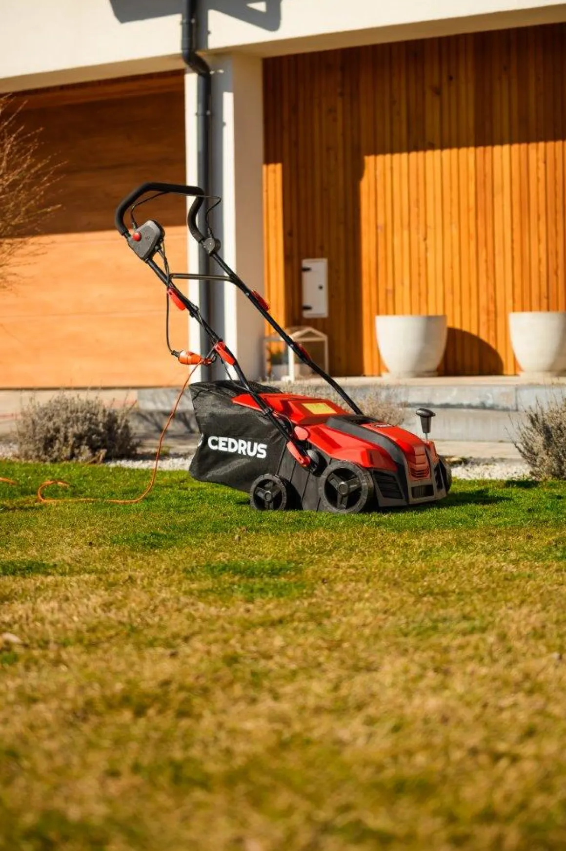 CEDRUS WE38 WERTYKULATOR DO TRAWY AREATOR 2w1 AERATOR + 2 WAŁKI 1800W / 38cm CEDWE38 - EWIMAX - OFICJALNY DYSTRYBUTOR - AUTORYZOWANY DEALER CEDRUS