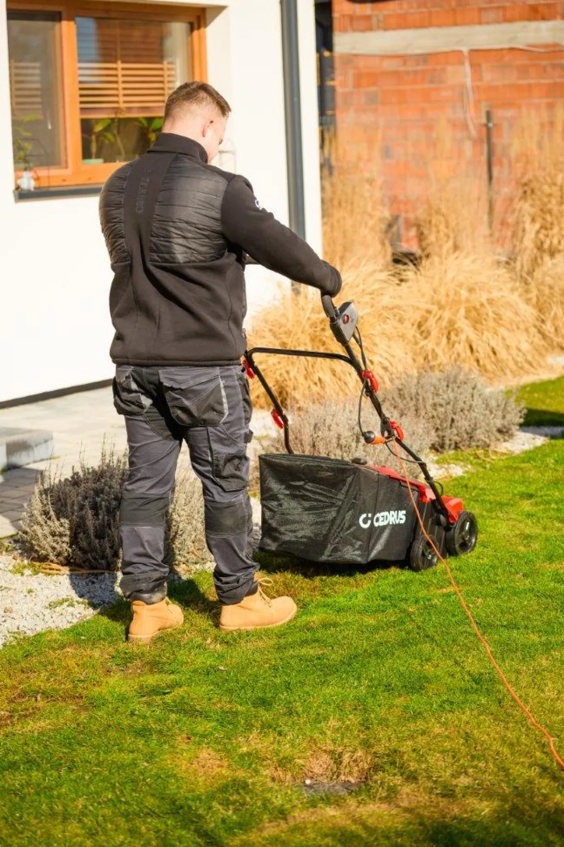 CEDRUS WE38 WERTYKULATOR DO TRAWY AREATOR 2w1 AERATOR + 2 WAŁKI 1800W / 38cm CEDWE38 - EWIMAX - OFICJALNY DYSTRYBUTOR - AUTORYZOWANY DEALER CEDRUS