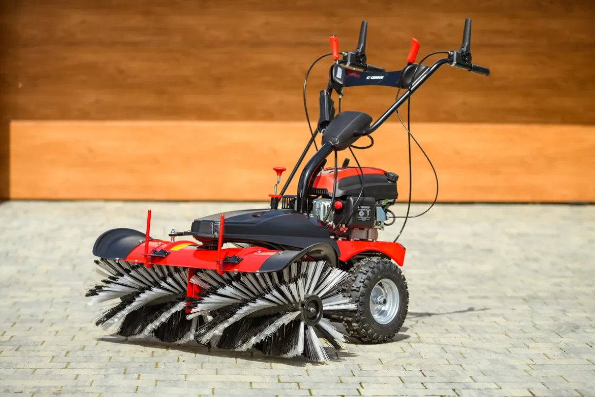 CEDRUS ZM05 PRO-E ZAMIATARKA ODŚNIEŻARKA ODŚNIEŻARKI SPALINOWA z NAPĘDEM Z ROZRUSZNIKIEM 100cm - OFICJALNY DYSTRYBUTOR - AUTORYZOWANY DEALER CEDRUS