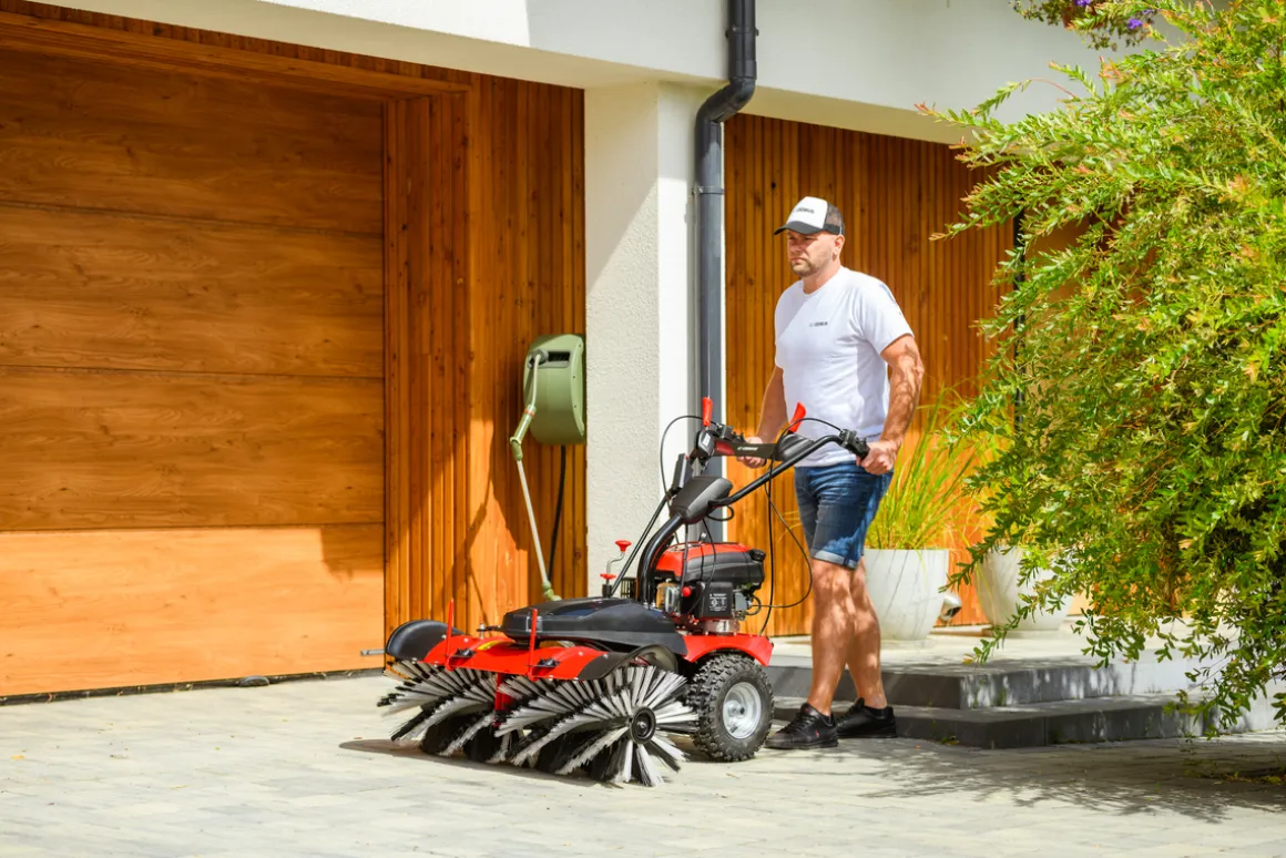 CEDRUS ZM05 PRO-E ZAMIATARKA ODŚNIEŻARKA ODŚNIEŻARKI SPALINOWA z NAPĘDEM Z ROZRUSZNIKIEM 100cm - OFICJALNY DYSTRYBUTOR - AUTORYZOWANY DEALER CEDRUS