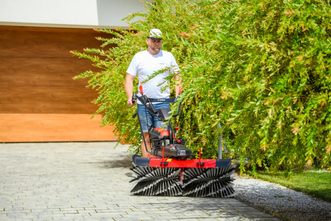 CEDRUS ZM05 PRO-E ZAMIATARKA ODŚNIEŻARKA ODŚNIEŻARKI SPALINOWA z NAPĘDEM Z ROZRUSZNIKIEM 100cm - OFICJALNY DYSTRYBUTOR - AUTORYZOWANY DEALER CEDRUS