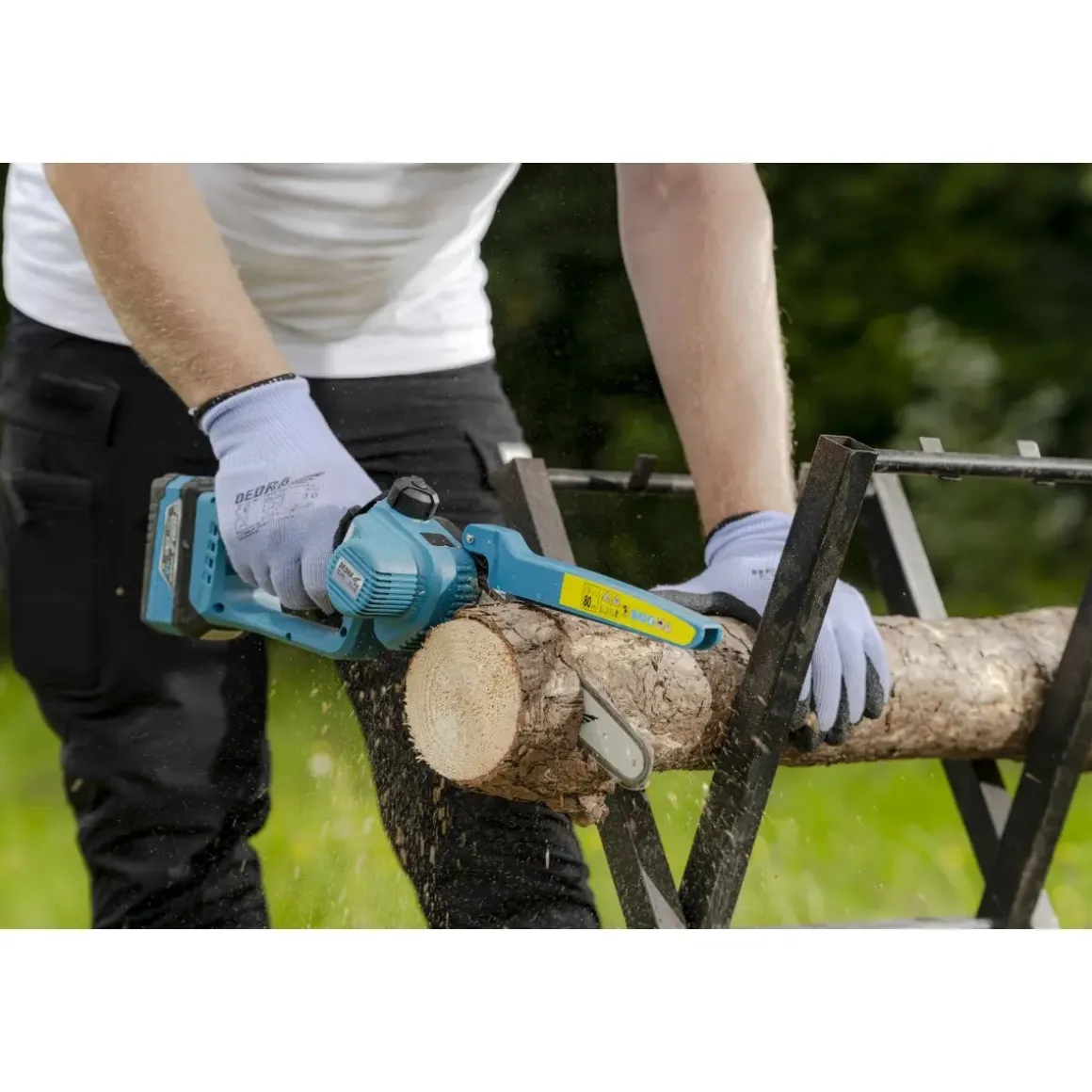 DEDRA DED7181S Mini piła łańcuchowa 8" 18V pilarka akumulatorowa bezszczotkowa 20 cm