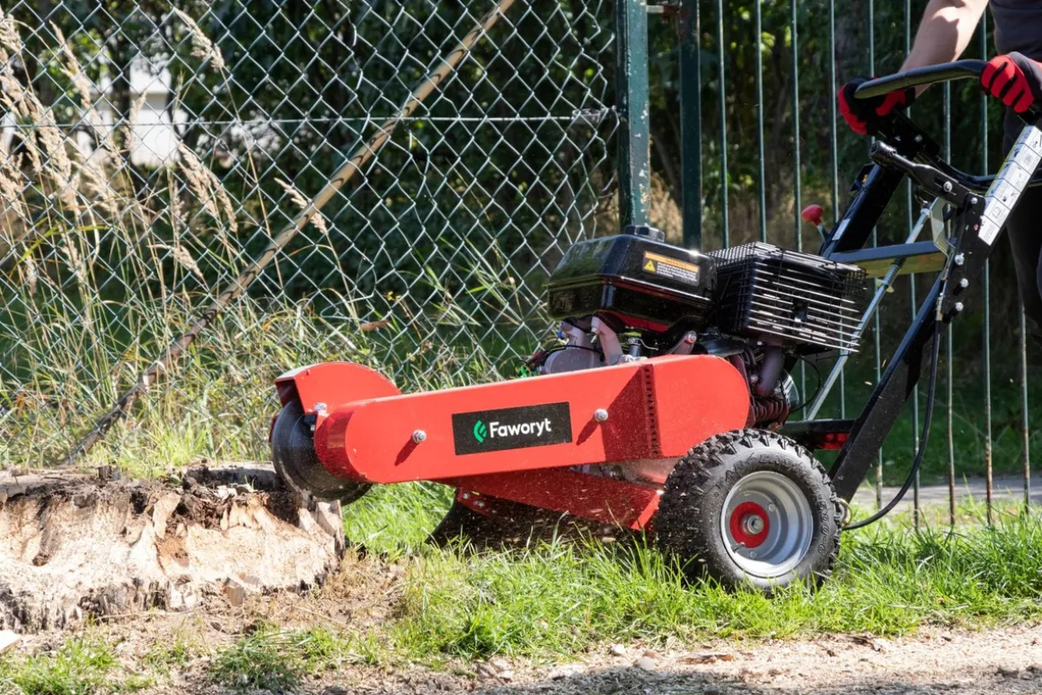 FAWORYT SF15 FREZ FREZARKA DO USUWANIA PNI KORZENI KARCZOWNIK DRZEW 15 KM