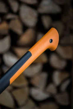 FISKARS X28 SIEKIERA ROZŁUPUJĄCA DO DREWNA Fiskars X28 XXL 1069107  - OFICJALNY DYSTRYBUTOR - AUTORYZOWANY DEALER FISKARS