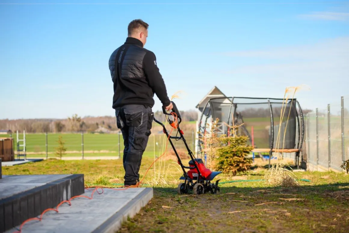 Glebogryzarka elektryczna Cedrus GE45 1500W 45cm