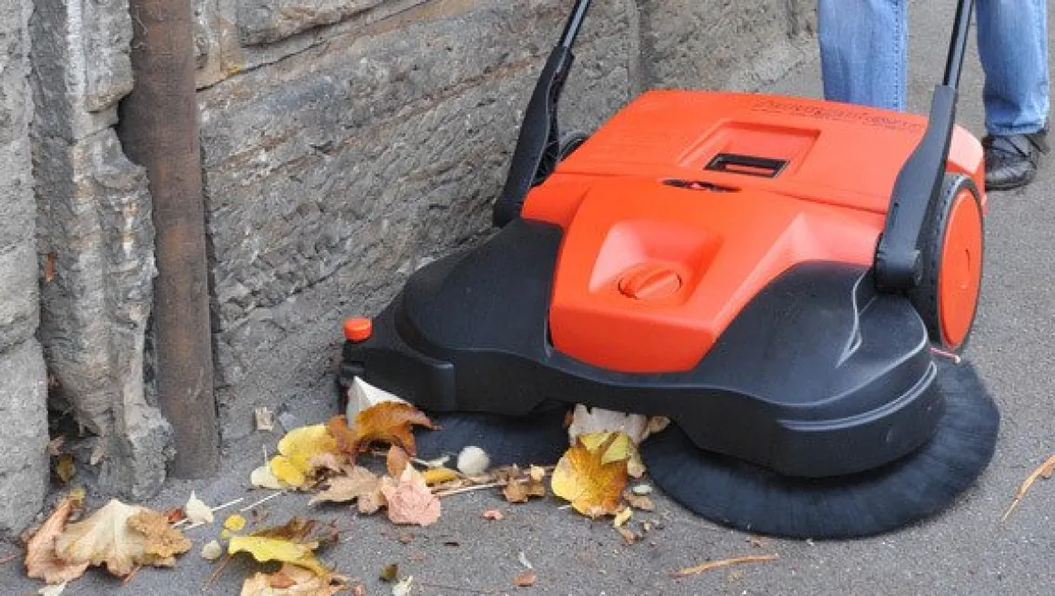 HAAGA STARMIX 497 ZAMIATARKA RĘCZNA PROWADZONA URZĄDZENIE SPRZĄTAJĄCE Z SYSTEMEM TURBO 97cm KLASA PREMIUM EWIMAX-OFICJALNY DYSTRYBUTOR - AUTORYZOWANY DEALER HAAGA