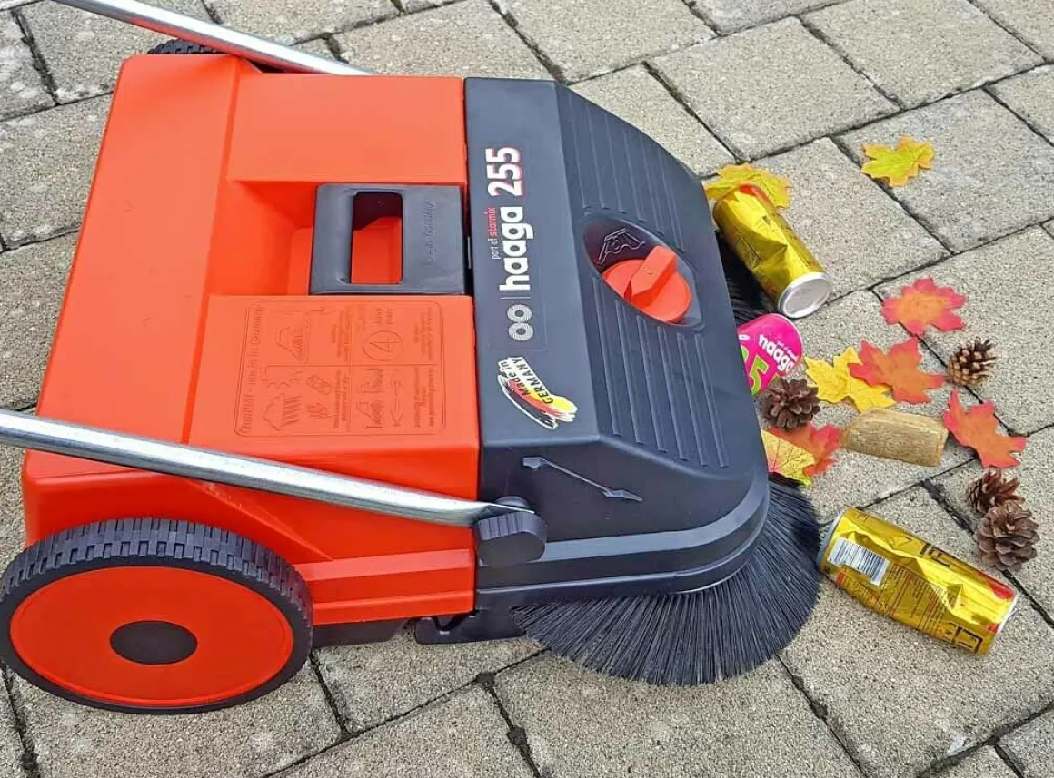 HAAGA STARMIX 255 ZAMIATARKA RĘCZNA PROWADZONA URZĄDZENIE SPRZĄTAJĄCE Z SYSTEMEM TURBO 55cm KLASA PREMIUM EWIMAX-OFICJALNY DYSTRYBUTOR - AUTORYZOWANY DEALER HAAGA