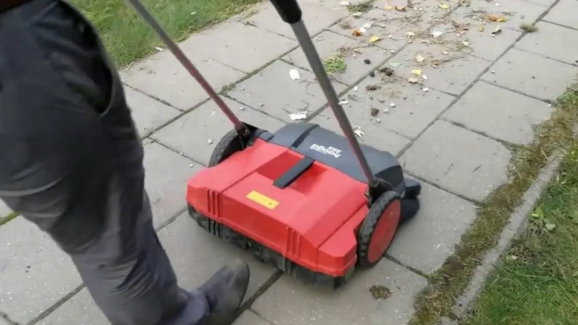 HAAGA STARMIX 255 ZAMIATARKA RĘCZNA PROWADZONA URZĄDZENIE SPRZĄTAJĄCE Z SYSTEMEM TURBO 55cm KLASA PREMIUM EWIMAX-OFICJALNY DYSTRYBUTOR - AUTORYZOWANY DEALER HAAGA