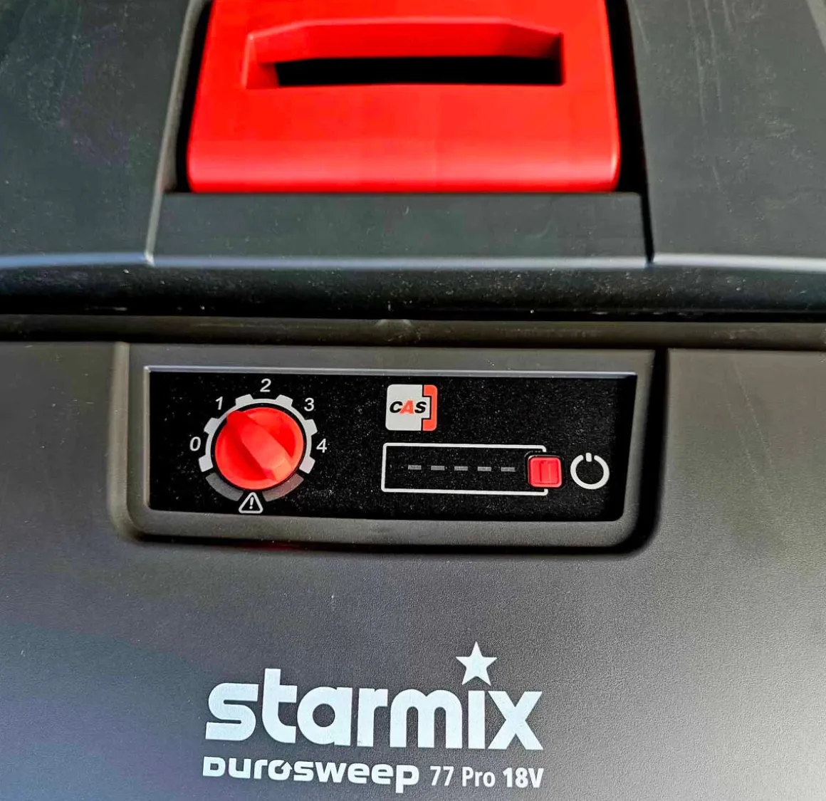 HAAGA 697 ZAMIATARKA ELEKTRYCZNA AKUMULATOROWA RĘCZNA PROWADZONA URZĄDZENIE SPRZĄTAJĄCE Z SYSTEMEM TURBO 97cm KLASA PREMIUM OO-OTHHA697 EWIMAX-OFICJALNY DYSTRYBUTOR - AUTORYZOWANY DEALER HAAGA