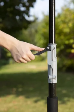 IKRA ICPH 2040 SEKATOR NOŻYCE DO ŻYWOPŁOTU AKUMULATOROWE NA WYSIĘGNIKU 20V PREMIUM OB-IKRICPH2040 EWIMAX - OFICJALNY DYSTRYBUTOR - AUTORYZOWANY DEALER IKRA