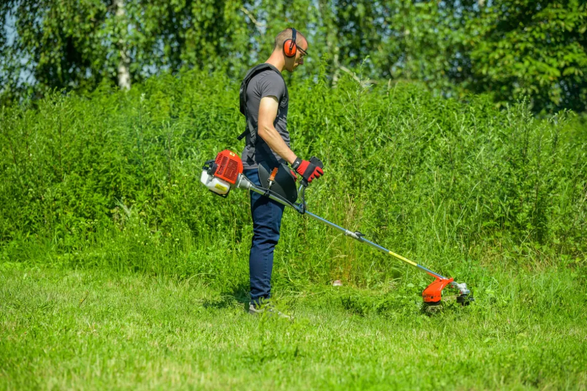 LIDER TMK43 KOSA SPALINOWA DO TRAWY PODKASZARKA WYKASZARKA 1.5 KM EWIMAX-OFICJALNY DYSTRYBUTOR - AUTORYZOWANY DEALER LIDER