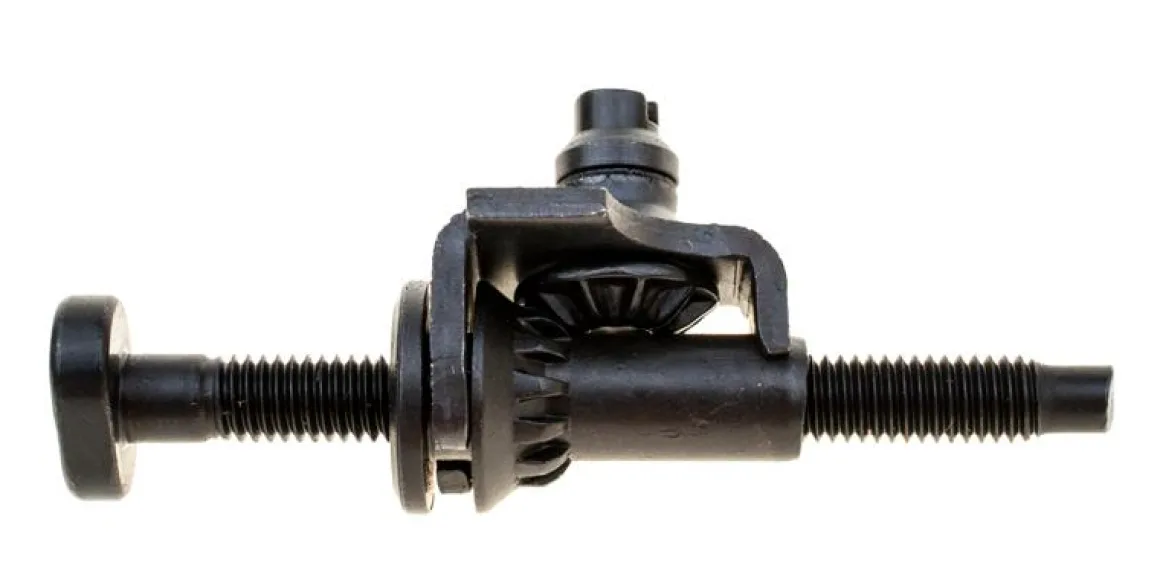 Napinacz łańcucha Husq.340/346/350 kpl. 8R76-130