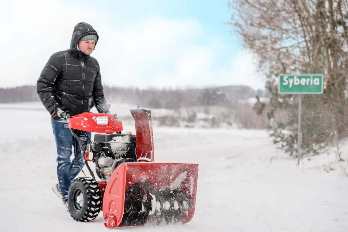 Od Ręki !!! CEDRUS SB61-E+ ODŚNIEŻARKA SPALINOWA PŁUG DO ŚNIEGU ŚNIEŻNY ODŚNIEŻARKI WIRNIKOWA DWUSTOPNIOWA Z NAPĘDEM 7KM ESTART z ROZRUSZNIKIEM - OFICJALNY DYSTRYBUTOR - AUTORYZOWANY DEALER