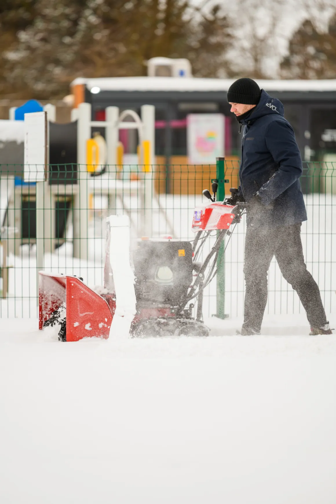 Od Ręki !!! CEDRUS SB71G-E ODŚNIEŻARKA SPALINOWA PŁUG DO ŚNIEGU ŚNIEŻNY ODŚNIEŻARKI NA GĄSIENICACH WIRNIKOWA DWUSTOPNIOWA Z NAPĘDEM 10KM ESTART z ROZRUSZNIKIEM - OFICJALNY DYSTRYBUTOR - AUTORYZOWANY DEALER
