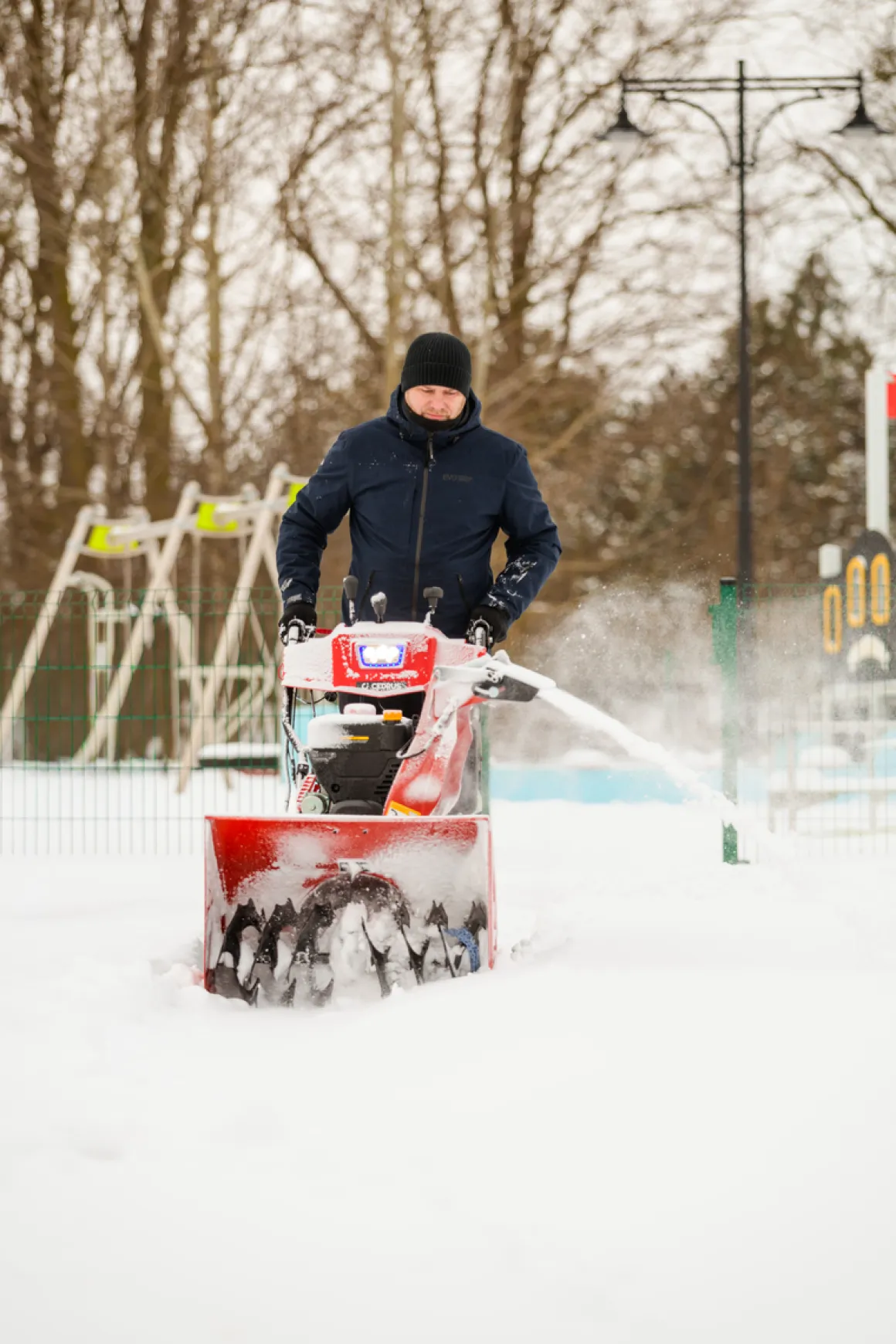 Od Ręki !!! CEDRUS SB71G-E ODŚNIEŻARKA SPALINOWA PŁUG DO ŚNIEGU ŚNIEŻNY ODŚNIEŻARKI NA GĄSIENICACH WIRNIKOWA DWUSTOPNIOWA Z NAPĘDEM 10KM ESTART z ROZRUSZNIKIEM - OFICJALNY DYSTRYBUTOR - AUTORYZOWANY DEALER