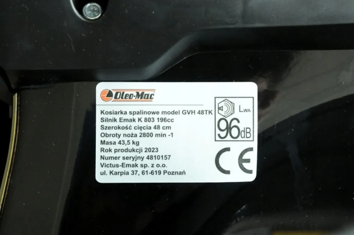OLEO MAC GVH 48TK STRONG KOSIARKA SPALINOWA DO TRAWY Z NAPĘDEM STALOWA OBUDOWA OO-OTHGVH48TK WZMOCNIONA - OFICJALNY DYSTRYBUTOR - AUTORYZOWANY DEALER OLEO-MAC