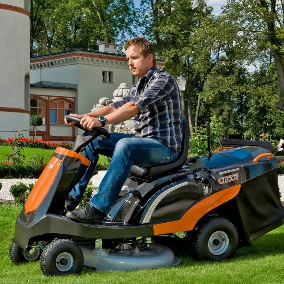 OLEO MAC MISTRAL 72/12.5 KH TRAKTOR OGRODOWY KOSIARKA SAMOJEZDNA 68149024E5 - OFICJALNY DYSTRYBUTOR - AUTORYZOWANY DEALER OLEO-MAC