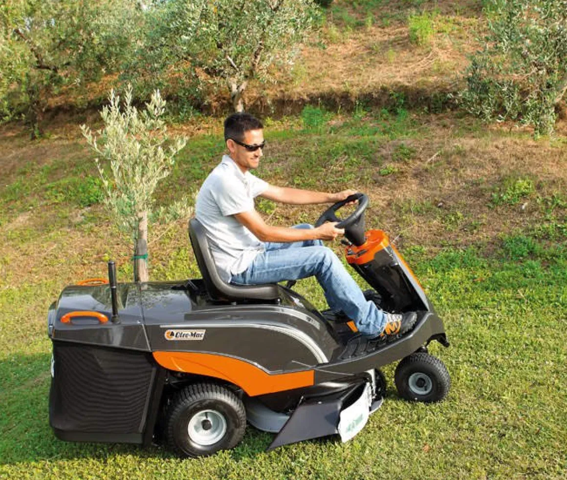 OLEO MAC MISTRAL 72/12.5 KH TRAKTOR OGRODOWY KOSIARKA SAMOJEZDNA 68149024E5 - OFICJALNY DYSTRYBUTOR - AUTORYZOWANY DEALER OLEO-MAC
