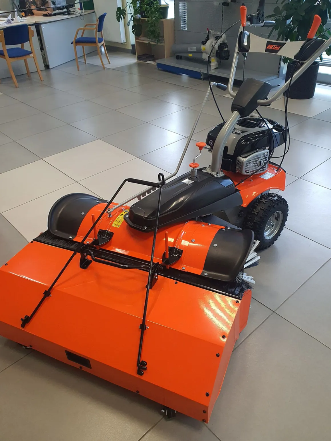 OLEO MAC OM LINE PKR 100L ODŚNIEŻARKA 3w1 Z NAPĘDEM 6,5 KM OLEO PKR100L PREMIUM - OFICJALNY DYSTRYBUTOR - AUTORYZOWANY DEALER OLEO MAC