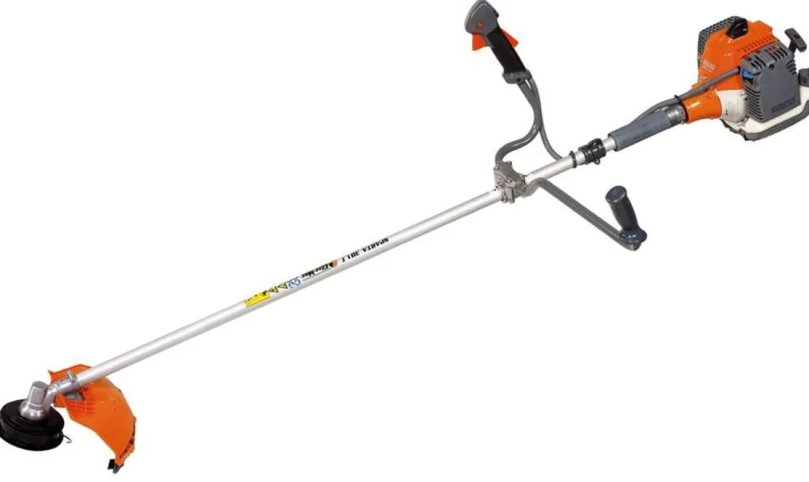 OLEO MAC SPARTA 441 T KOSA SPALINOWA DO TRAWY WYKASZARKA PODKASZARKA PODCINARKA TRYMER 2.2km PREMIUM