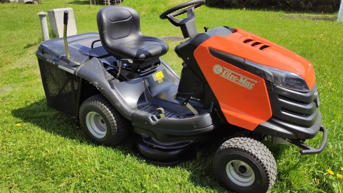OLEO MAC TRAKTOREK OGRODOWY OM 92/16KH KOSIARKA SAMOJEZDNA SPALINOWA DO TRAWY HYDROSTATIC 68129082 - OFICJALNY DYSTRYBUTOR - AUTORYZOWANY DEALER OLEO-MAC
