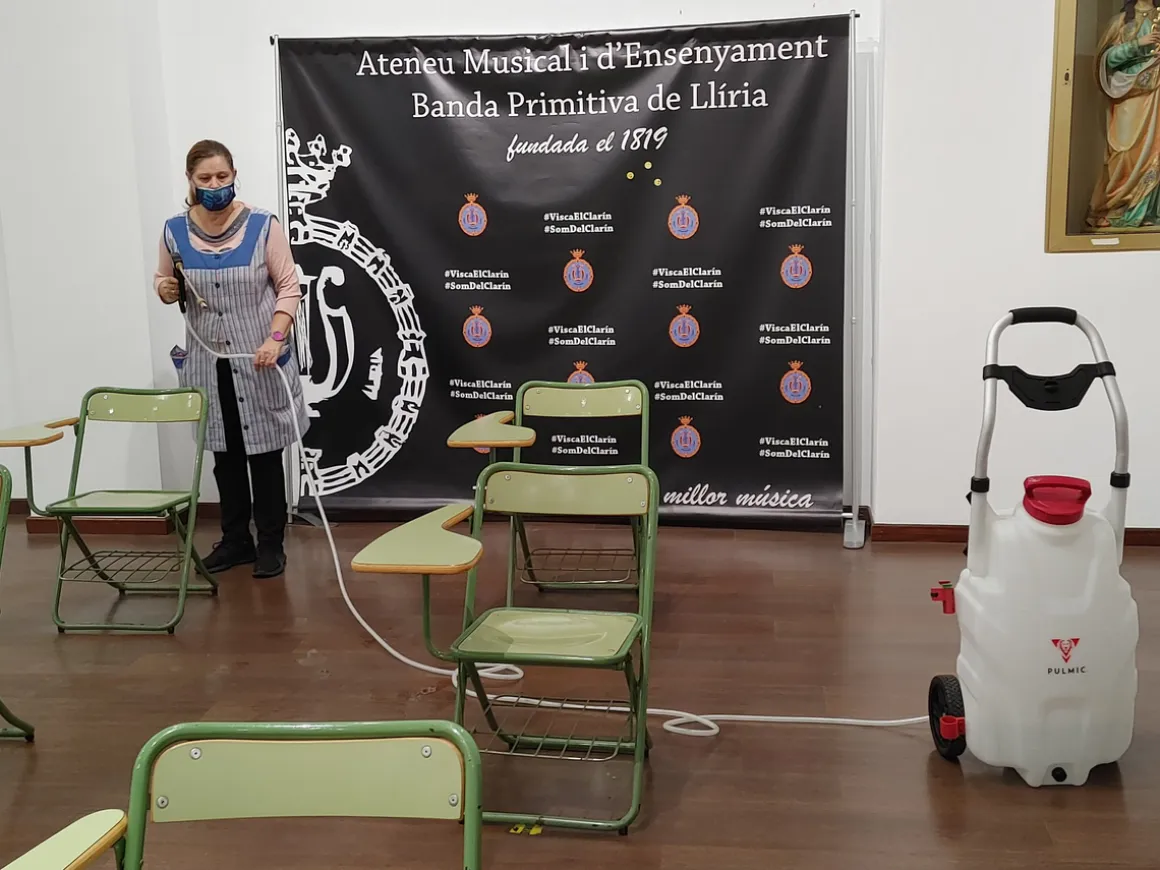 PULMIC PEGASUS 35 AGRO OPRYSKIWACZ AKUMULATOROWY JEZDNY NA KOŁACH - EWIMAX-OFICJALNY DYSTRYBUTOR - AUTORYZOWANY DEALER PULMIC