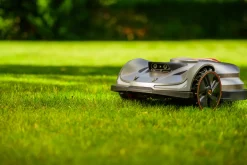 Robot koszący Sunseeker X7 Elite RTK 3000m2 bezprzewodowy