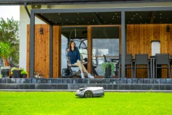 Robot koszący Sunseeker X5 Elite RTK 2000m2 bezprzewodowy