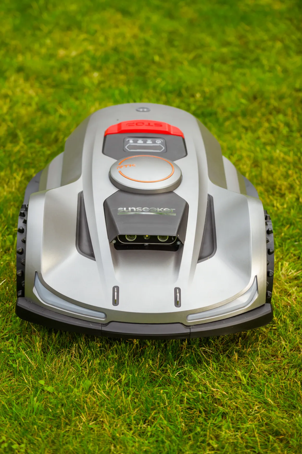 Robot koszący Sunseeker X7 Plus Elite RTK 6000m2 bezprzewodowy