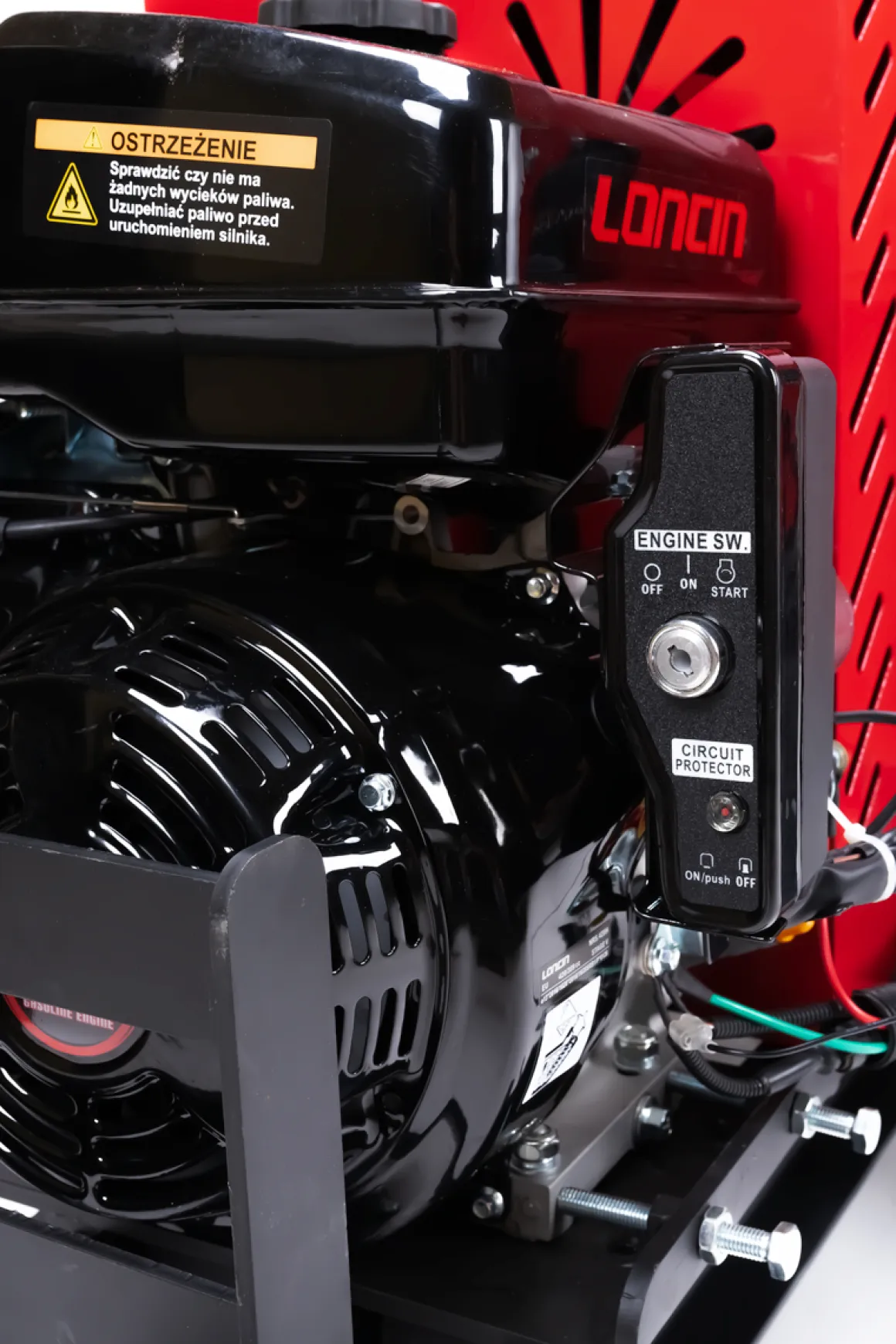 Rozdrabniacz do gałęzi Cedrus RB05 PRO HE 15KM hydrauliczny
