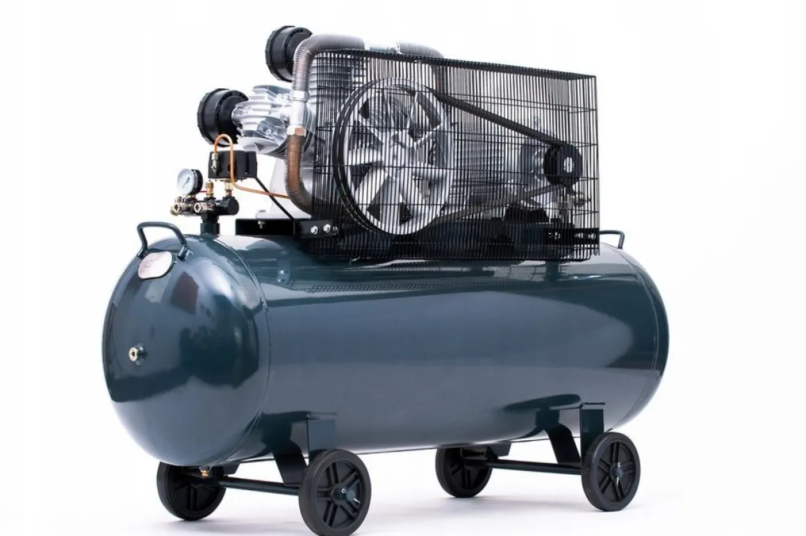 SPRĘŻARKA POWIETRZA JAGER GERMAN 300L 5.5kW 1250L/Min 400V SPRĘŻARKA POWIETRZA TŁOKOWA KOMPRESOR TŁOKOWY OLEJOWY Mocna Rzecz
