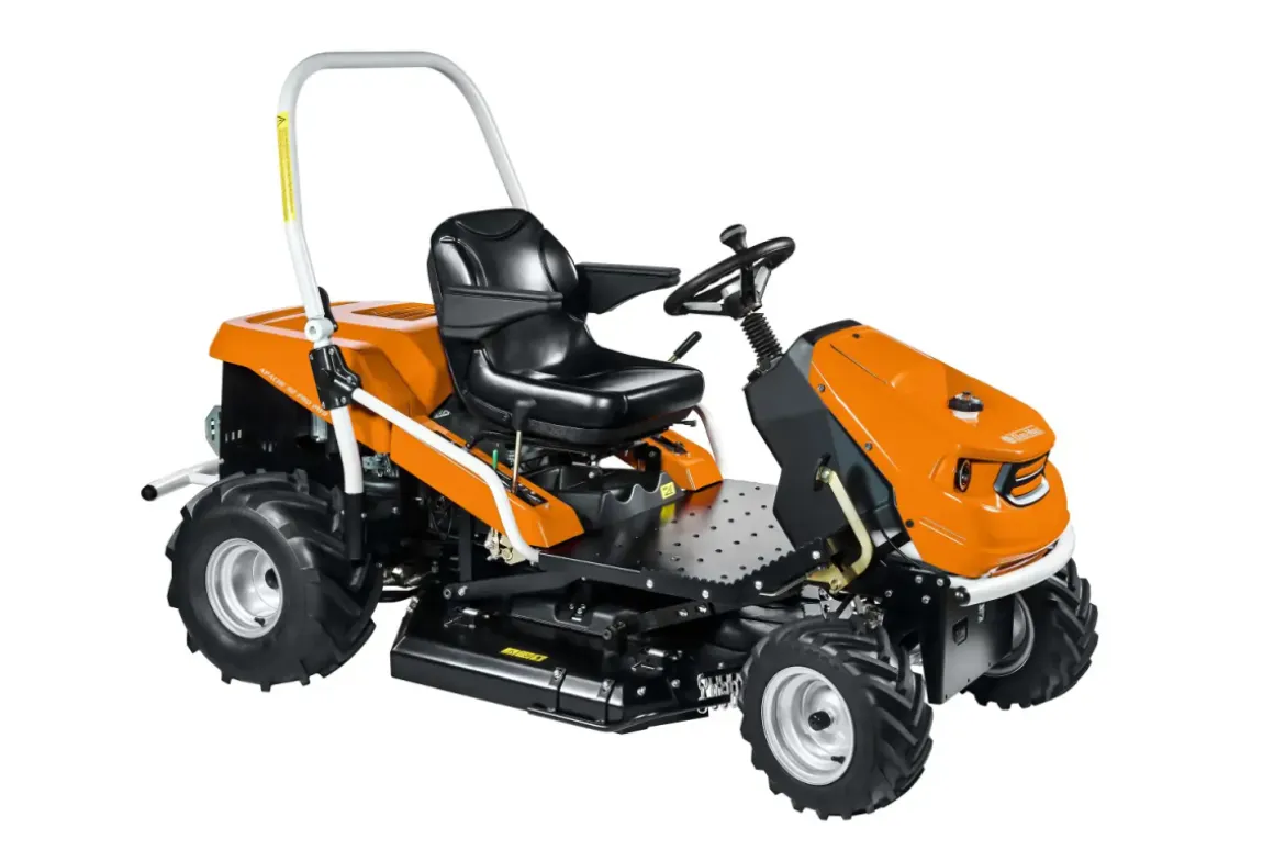 Traktorek APACHE 92 PRO 2WD EMAK 68129120 Kosiarka Mulczująca Karczownik Karczownica – traktorek do wysokiej trawy i nieużytków