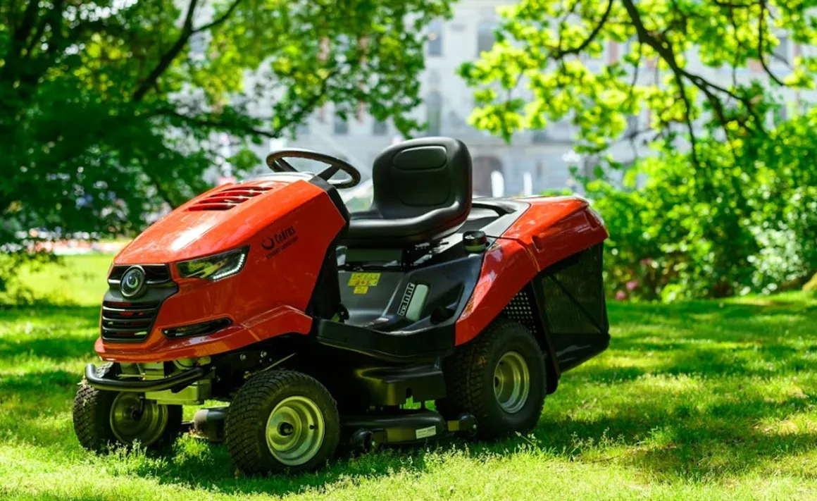 TRAKTOREK CEDRUS CHALLENGE MJ 102/22H TRAKTOREK OGRODOWY SECO KOSIARKA SAMOJEZDNA SPALINOWA DO TRAWY 22KM / 102cm HYDROSTATIC - OFICJALNY DYSTRYBUTOR - AUTORYZOWANY DEALER CEDRUS