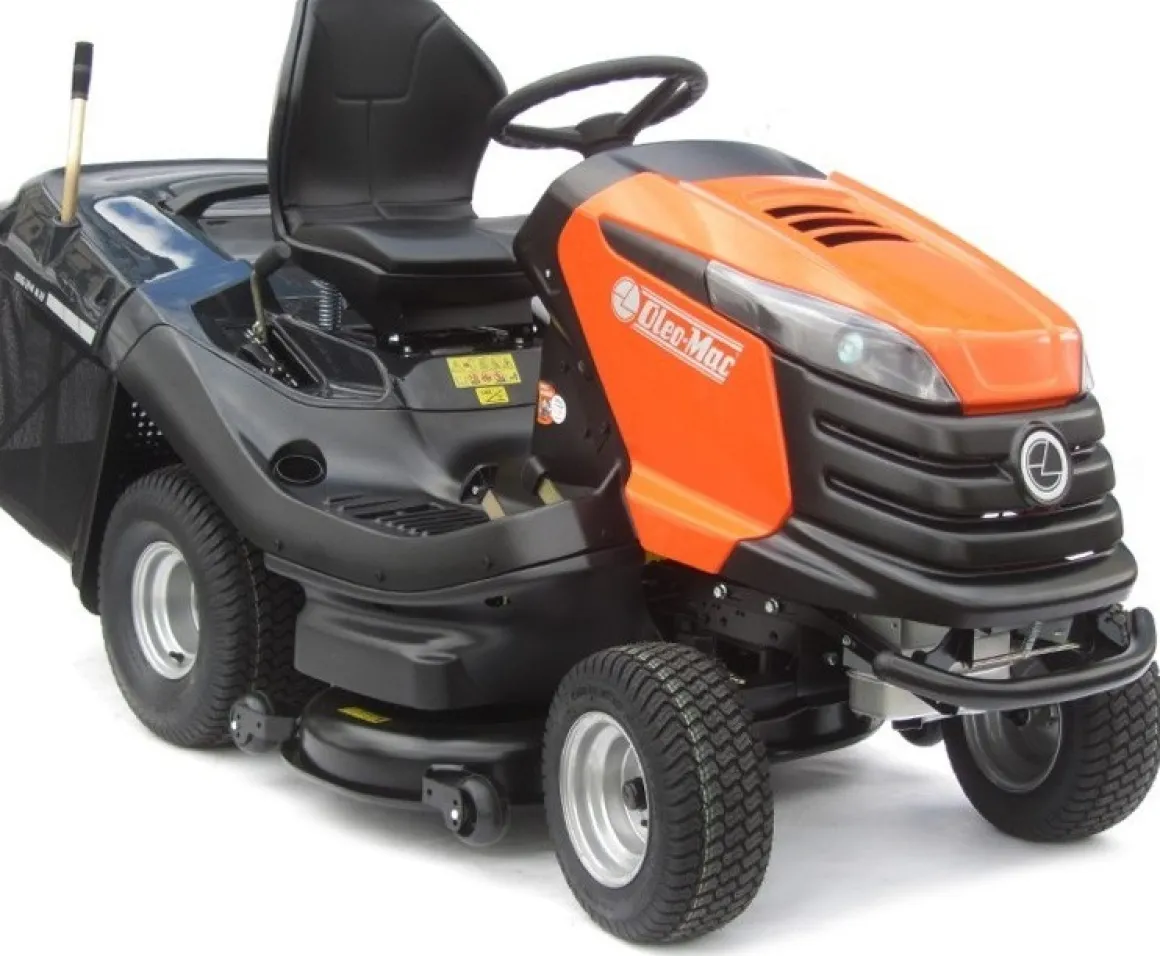 Traktorek ogrodowy Oleo-Mac OM 106/20 KWH (Kawasaki, 102 cm)