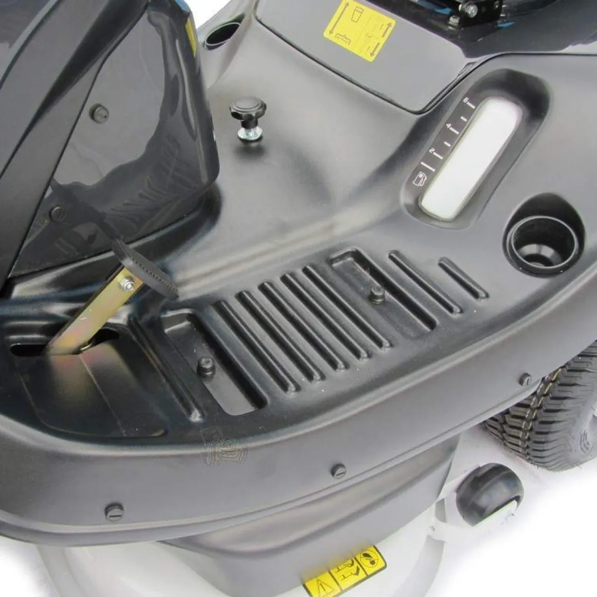 TRAKTOREK OLEO MAC OM 124/24 KH TRAKTOREK OGRODOWY KOSIARKA SAMOJEZDNA SPALINOWA DO TRAWY HYDROSTATIC 122cm PREMIUM 68129003 - OFICJALNY DYSTRYBUTOR - AUTORYZOWANY DEALER OLEO-MAC