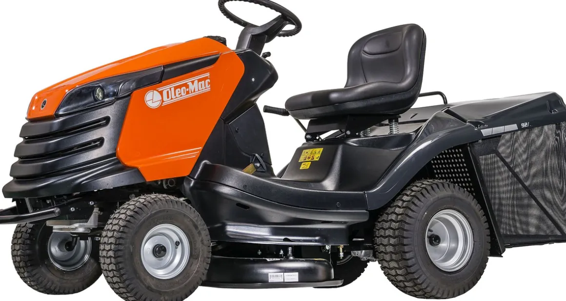 TRAKTOREK OLEO MAC OM 92/24KH TRAKTOREK OGRODOWY KOSIARKA SAMOJEZDNA SPALINOWA DO TRAWY OM92 HYDROSTATIC PREMIUM 68129090 - OFICJALNY DYSTRYBUTOR - AUTORYZOWANY DEALER OLEO-MAC