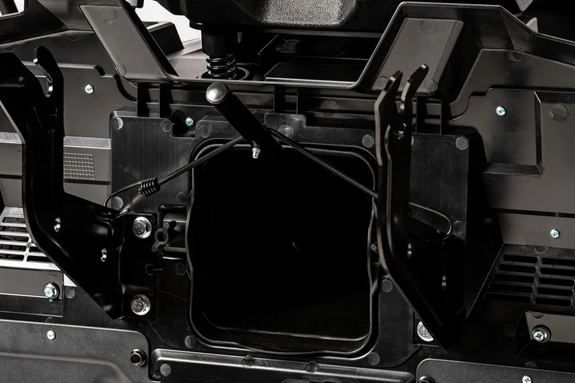 Traktor Traktorek Ogrodowy Cedrus C-TRAC 103HDC MAX V2 / Kontrola Trakcji z Blokadą Dyferencjału