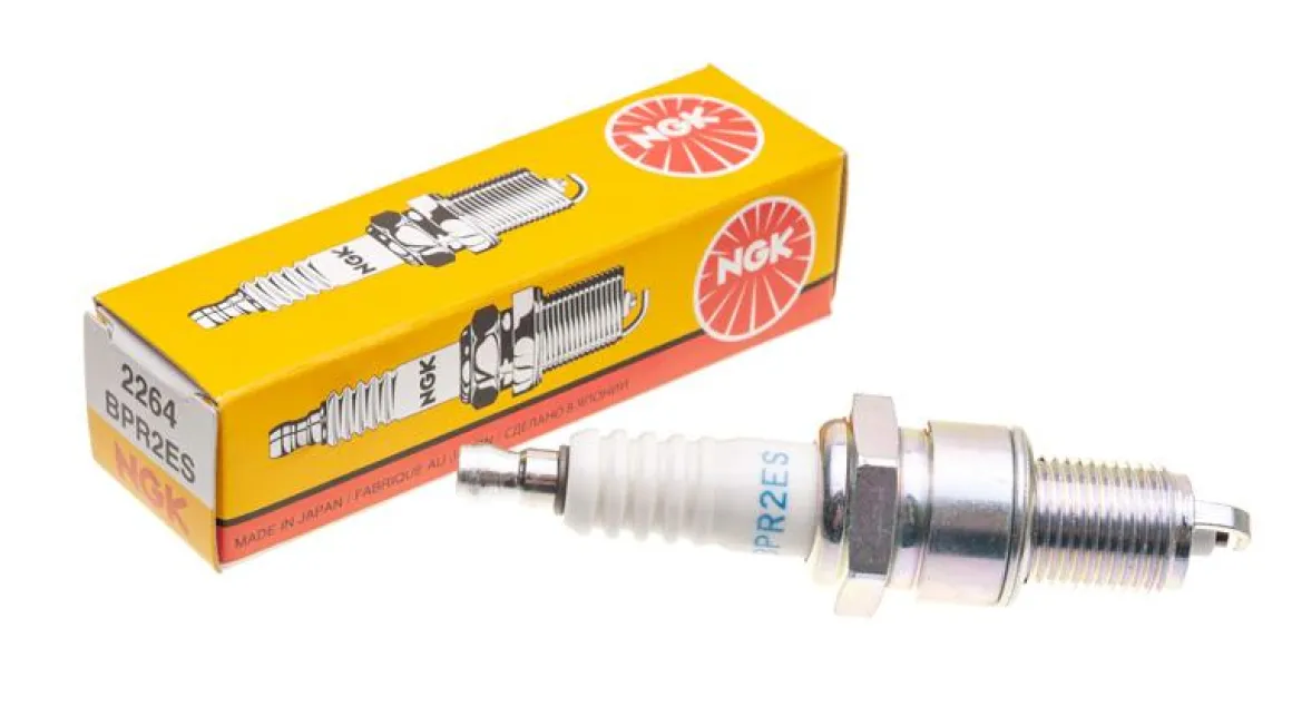 Świeca zapłonowa NGK BPR2ES 2264