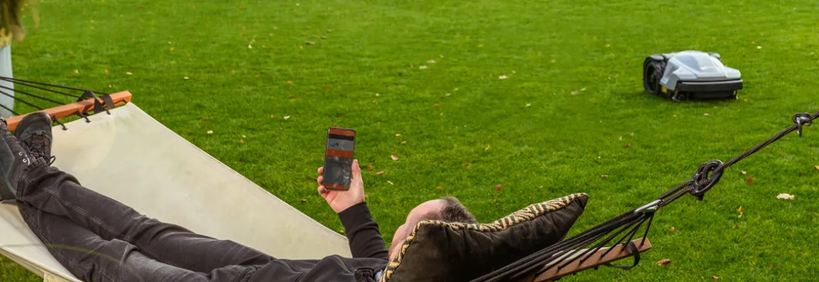 WIPER ECOROBOT IKE S+ PLUS ROBOT KOSZĄCY KOSIARKA AUTOMATYCZNA DO TRAWY 1300m2 GSM, GPS, 5.0Ah 20-5030-10 - OFICJALNY DYSTRYBUTOR - AUTORYZOWANY DEALER WIPER